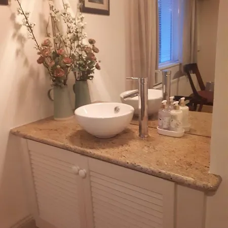 Conways 3* كلاريموريس